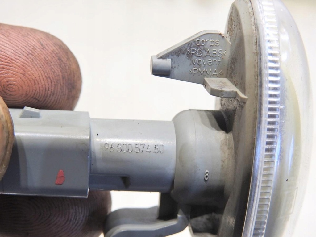 фото №6, Поворотник крыла citroen c5 i lift