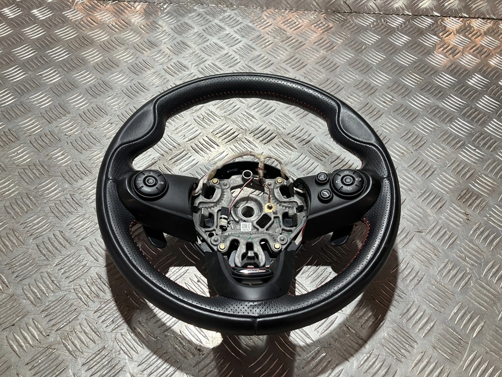 фото №1, Воздуховод mini cooper s f56 john cooper works лепестки переключения