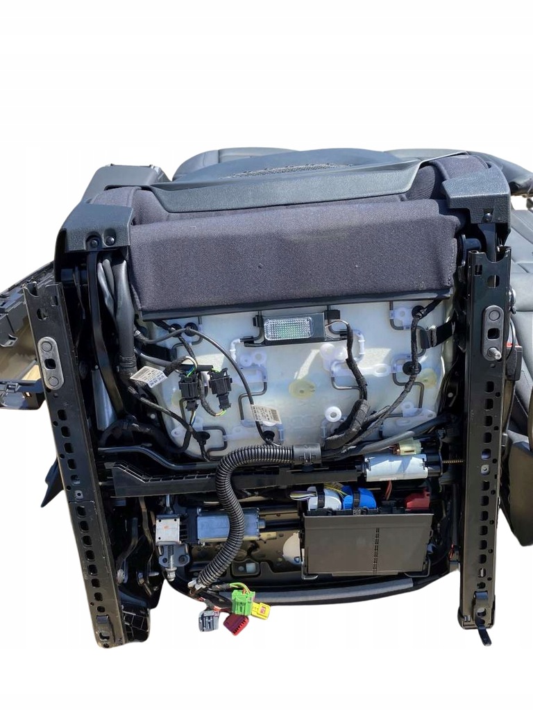 фото №12, Сиденье заднее сиденье кожа audi a4 b9