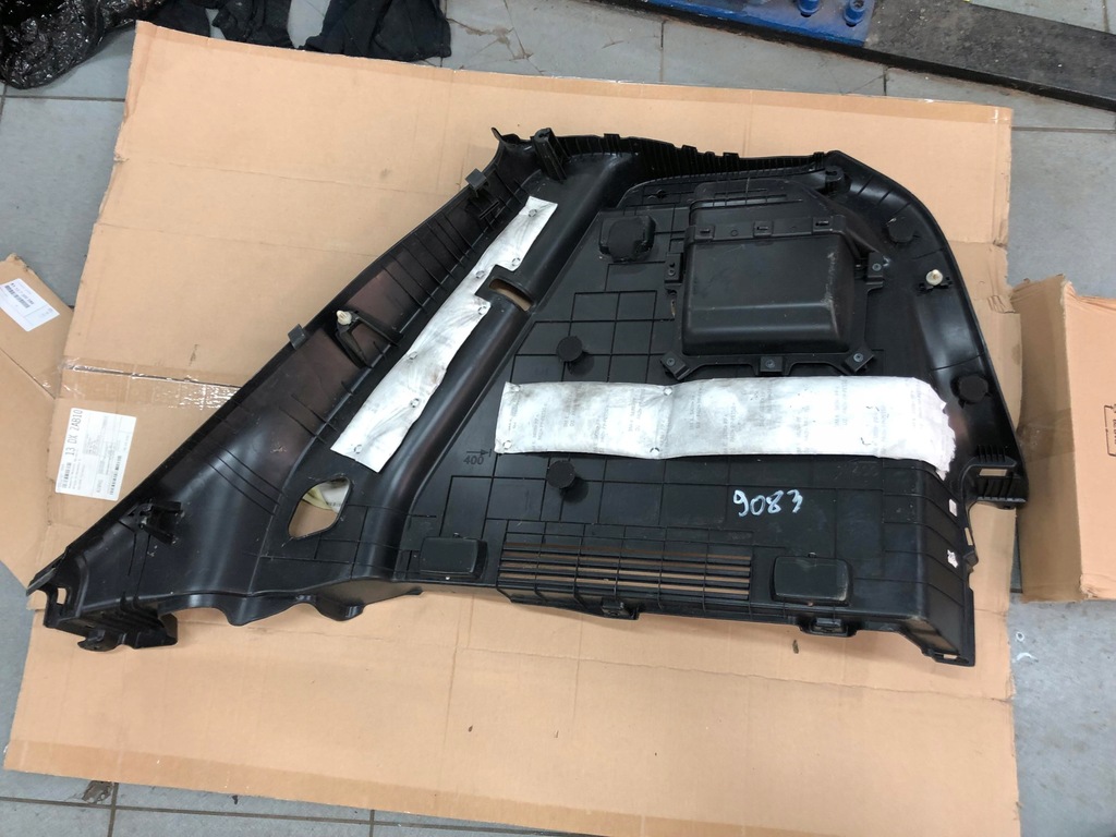 фото №5, Kia rio v 2017- обшивка багажника правый задняя 85731-h8000