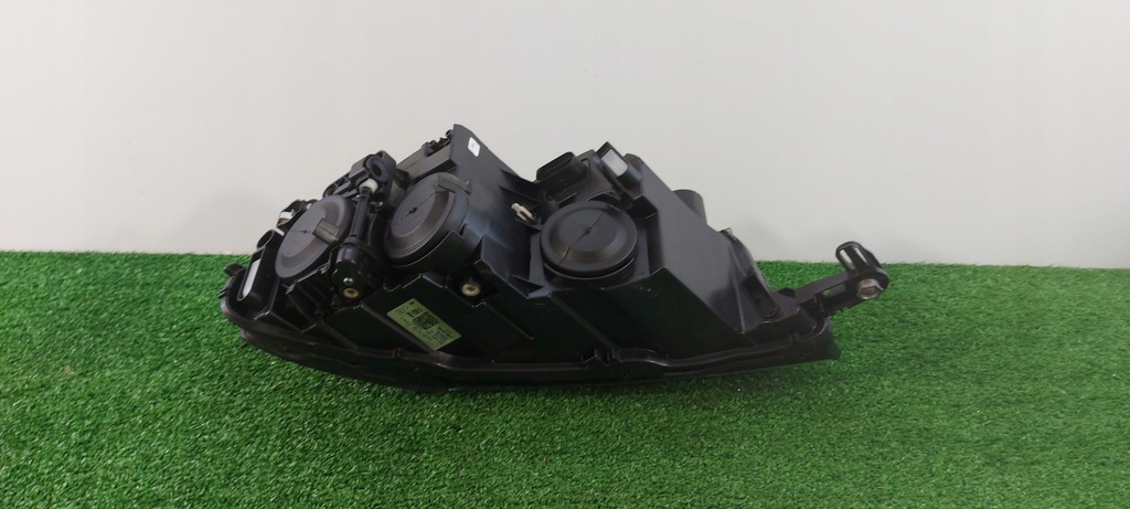 фото №2, Vw t-roc права лампа перед фара + ковпачки