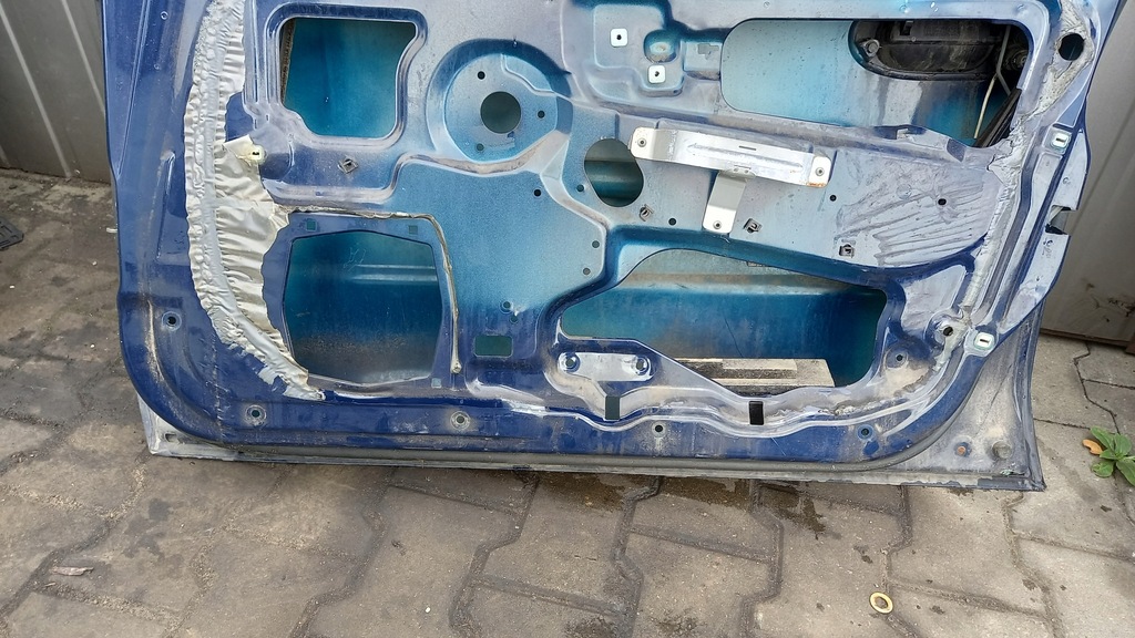 фото №14, Дверь правое перед mitsubishi carisma hb 97r