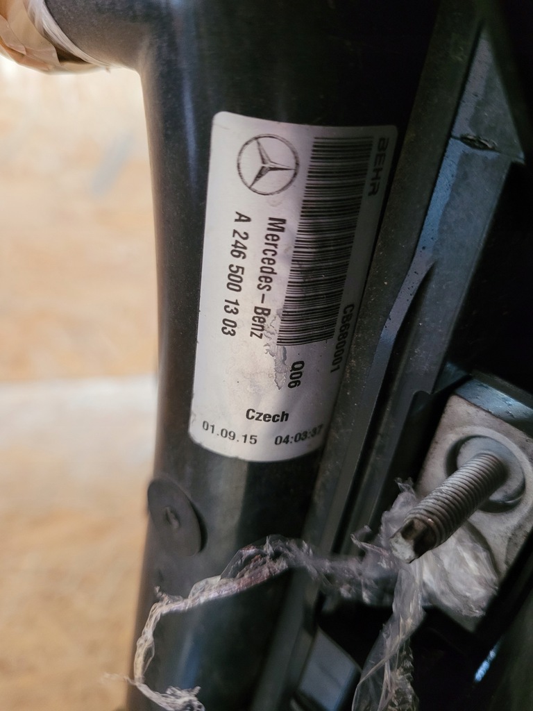 фото №14, Mercedes a klasa w176 комплект радіатор вентилятор радіатора оригінал fv