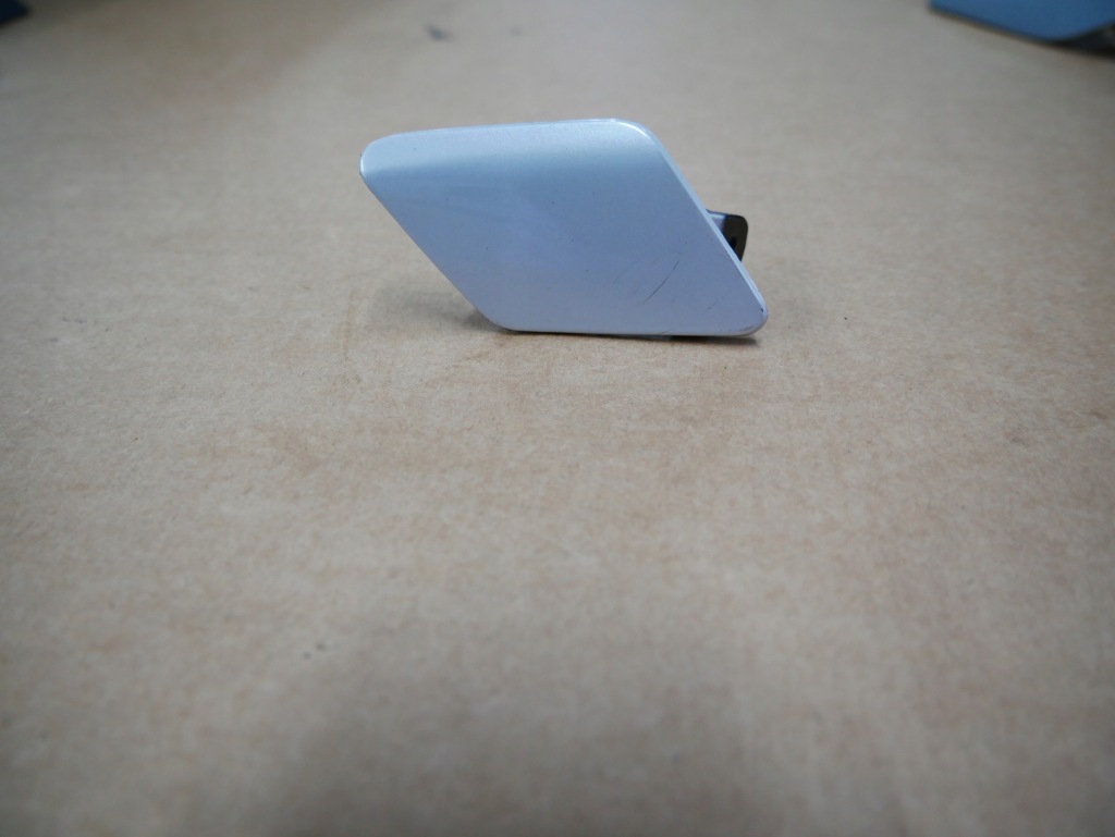 фото №1, Bmw f30 f31 заглушка правого омивача фара права 7276386