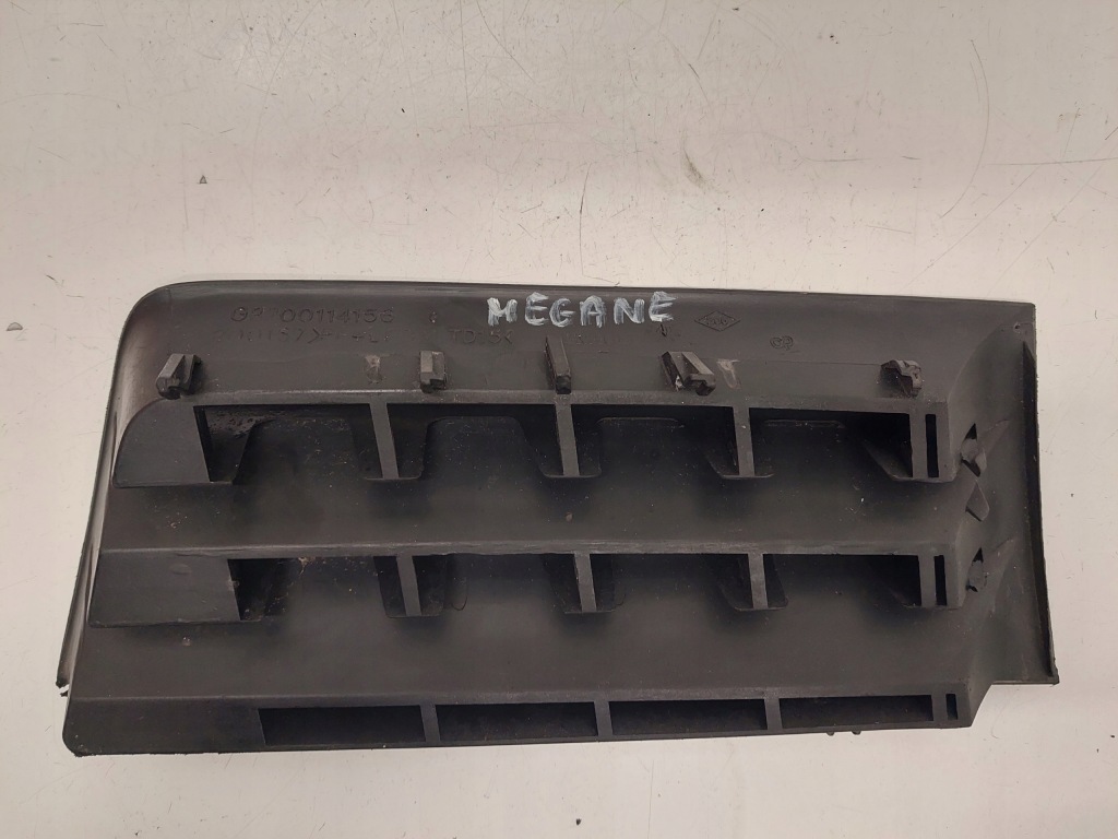 фото №3, Решётка решётка радиатора левая renualt megane ii g8200114156