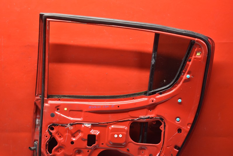 фото №13, Двері праве задня задні червоні mitsubishi l200 4 iv 06-15