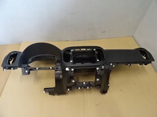 фото №1, Панель приладів консоль панель приладів vw golf v plus nr72