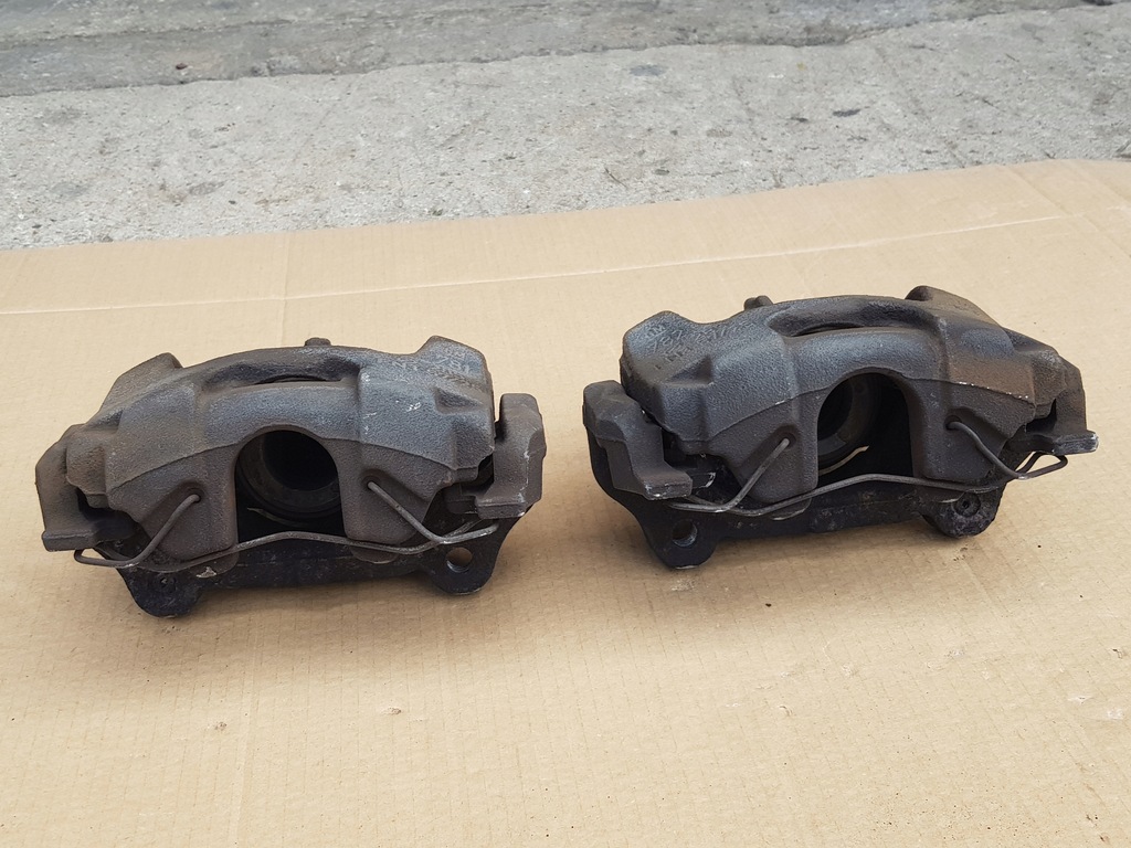 фото №7, Суппорты + скоба + тормозные колодки перед / opel vectra c / 285mm 57mm / исправные