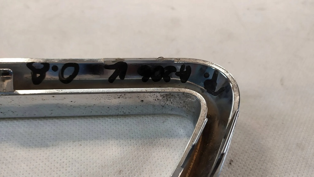 фото №14, Рамка правый хром выхлоп mercedes w206