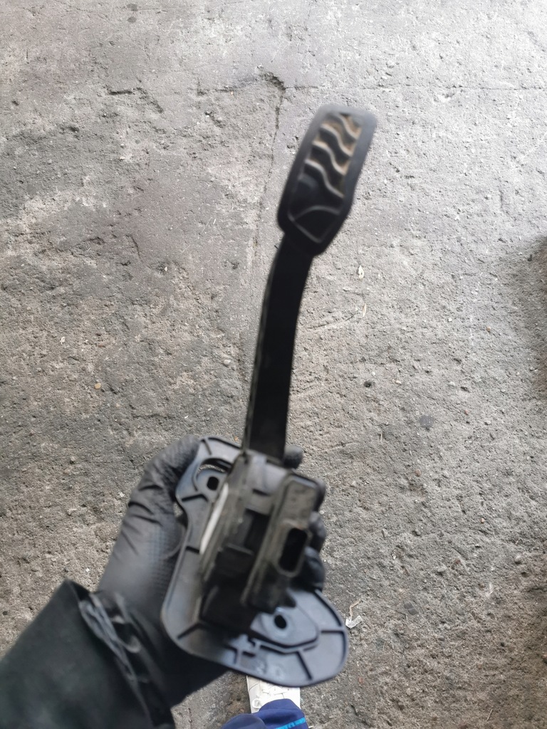 фото №1, Потенциометр газа transit custom mk16pv934562