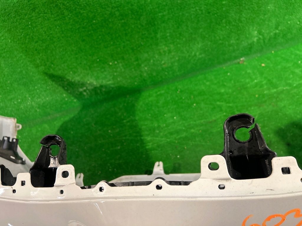 фото №15, Бампер передній toyota yaris iv bez pdc