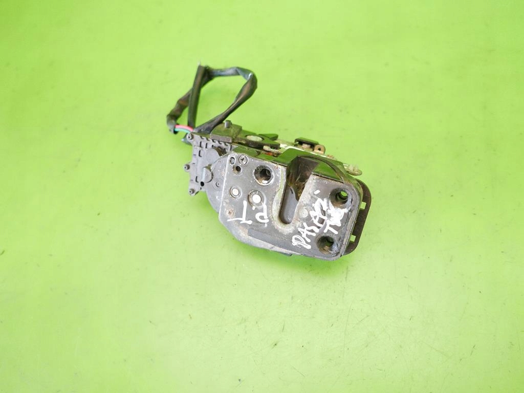 фото №10, Центральный замок правый задняя mazda xedos 6 sedan 94-