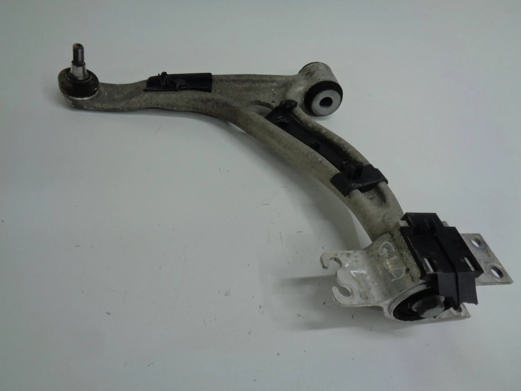 фото №2, Mercedes gla 2.2 cdi x156 13-19 r. важіль передній правий