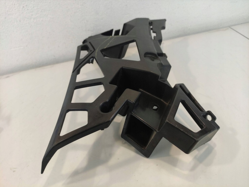 Mercedes-benz gle c292 кронштейн  фонари левый перед a2926200100 Киев