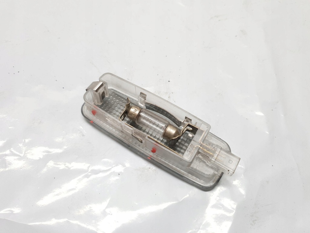 фото №3, Освещение лампа кабины audi a6 c5