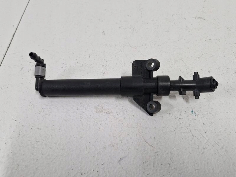 Купити Volvo v40 2 ii омивач лампи фара правий насадка права 31276118