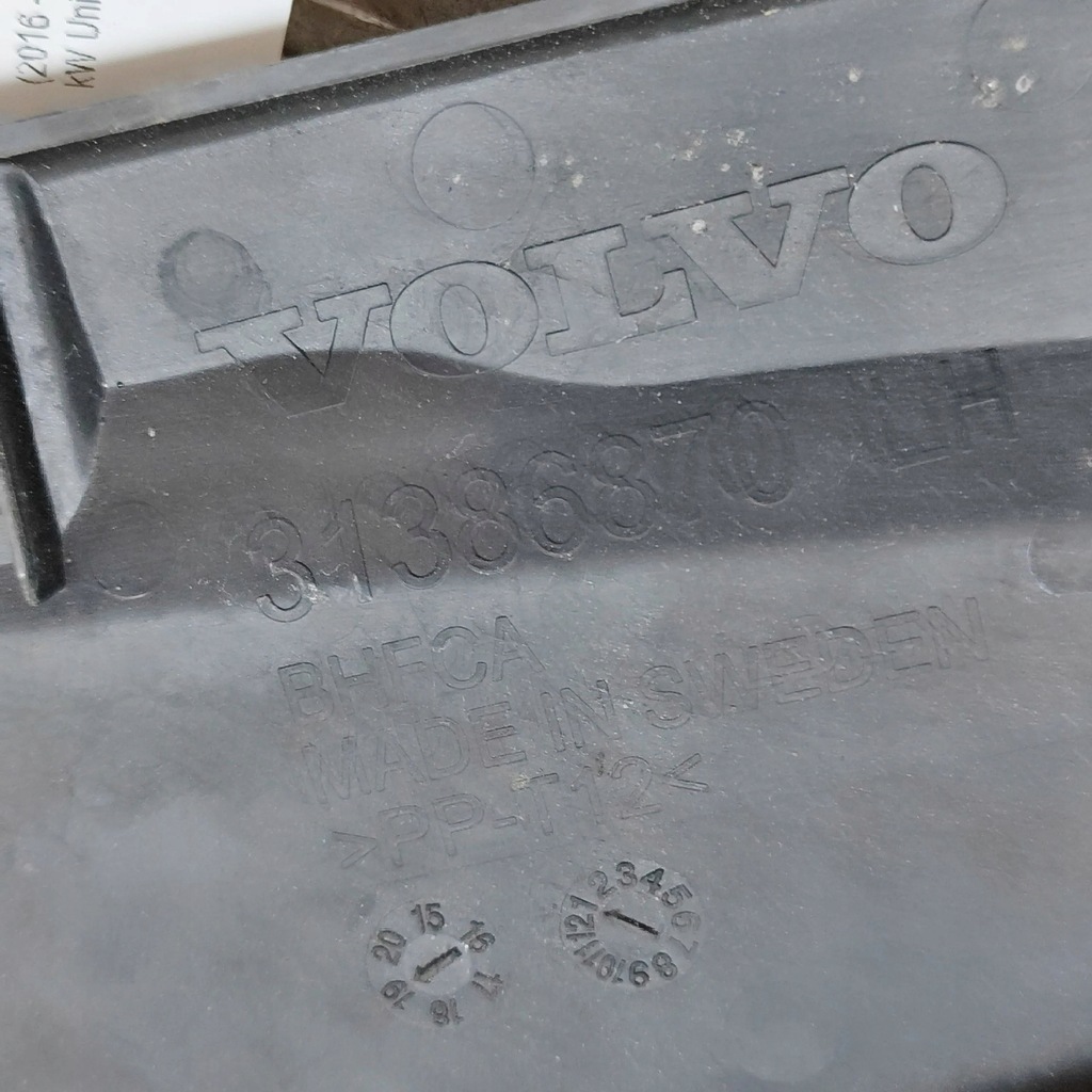 фото №6, Volvo s90, v90 2019 перед сторона левая молдинг / накладка na крыло передний