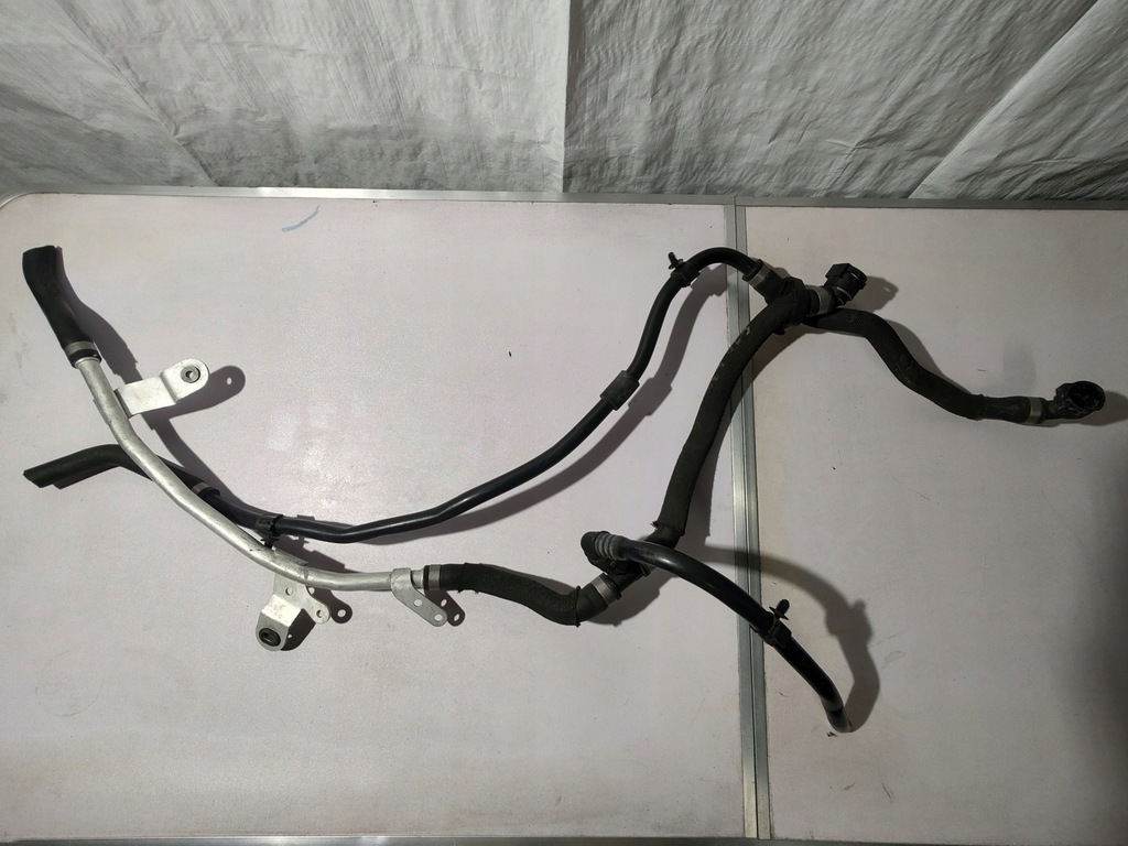 фото №1, Bmw 3 g20 g21 труба трубка wąż шланг wody 8595472 8593779