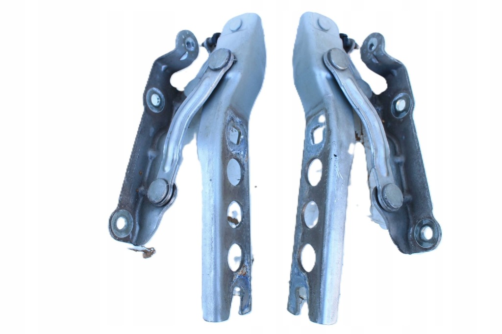 фото №1, Skoda octavia ii lift петля петли капот 1z0823301c 1z0823302c