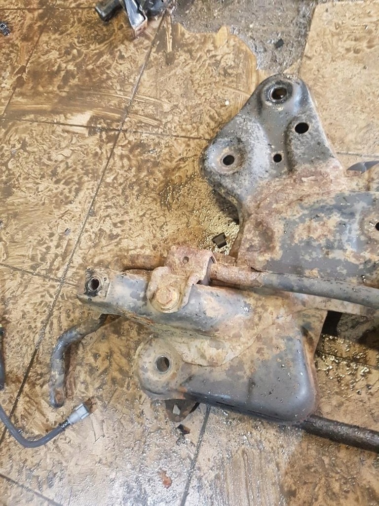 фото №4, Подрамник подрамник peugeot 208