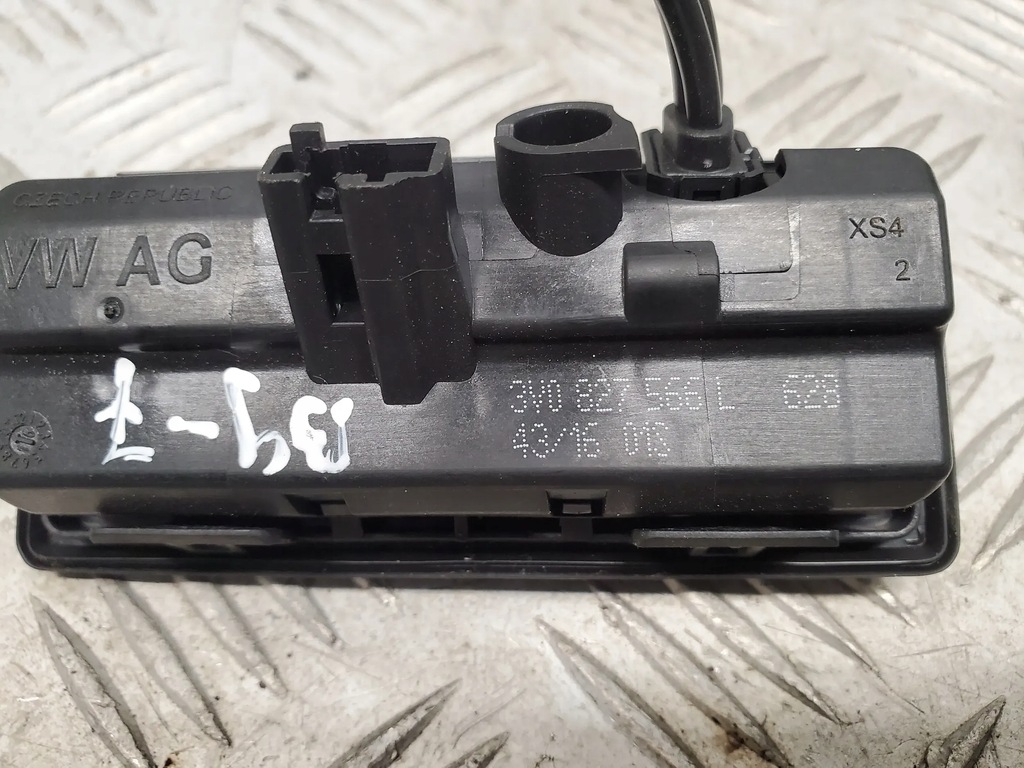 фото №8, Audi a4 s4 b9 3v0827566l с задний ручка