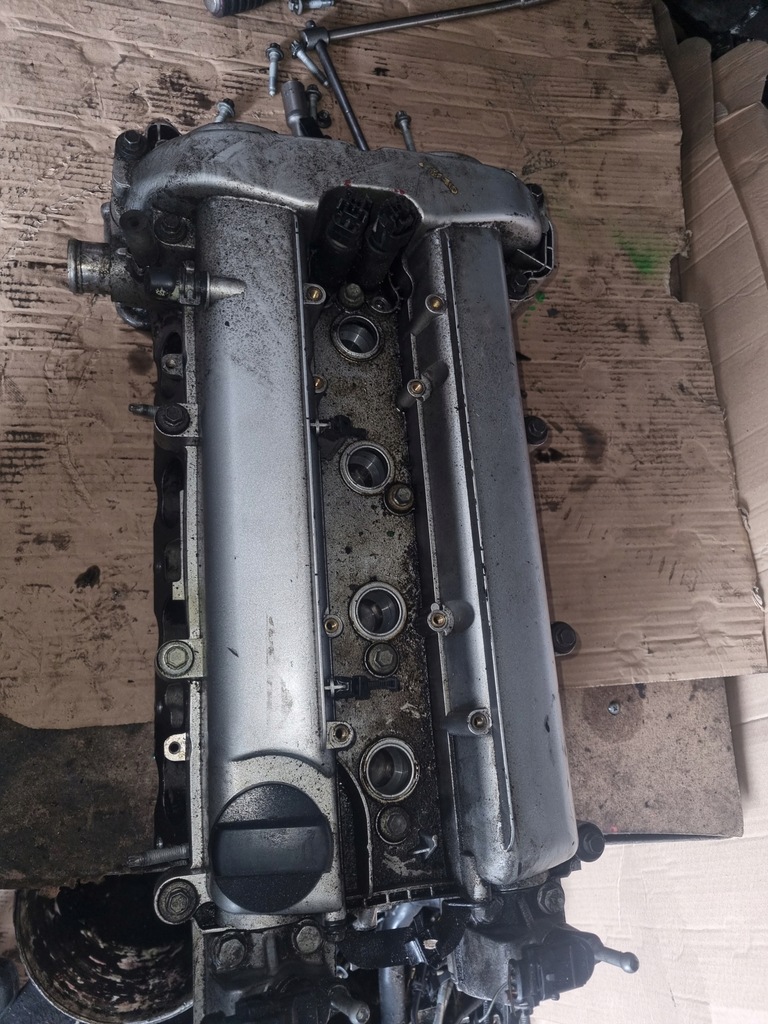 фото №1, Головка двигателя alfa romeo 159 2.2 jts 55185881