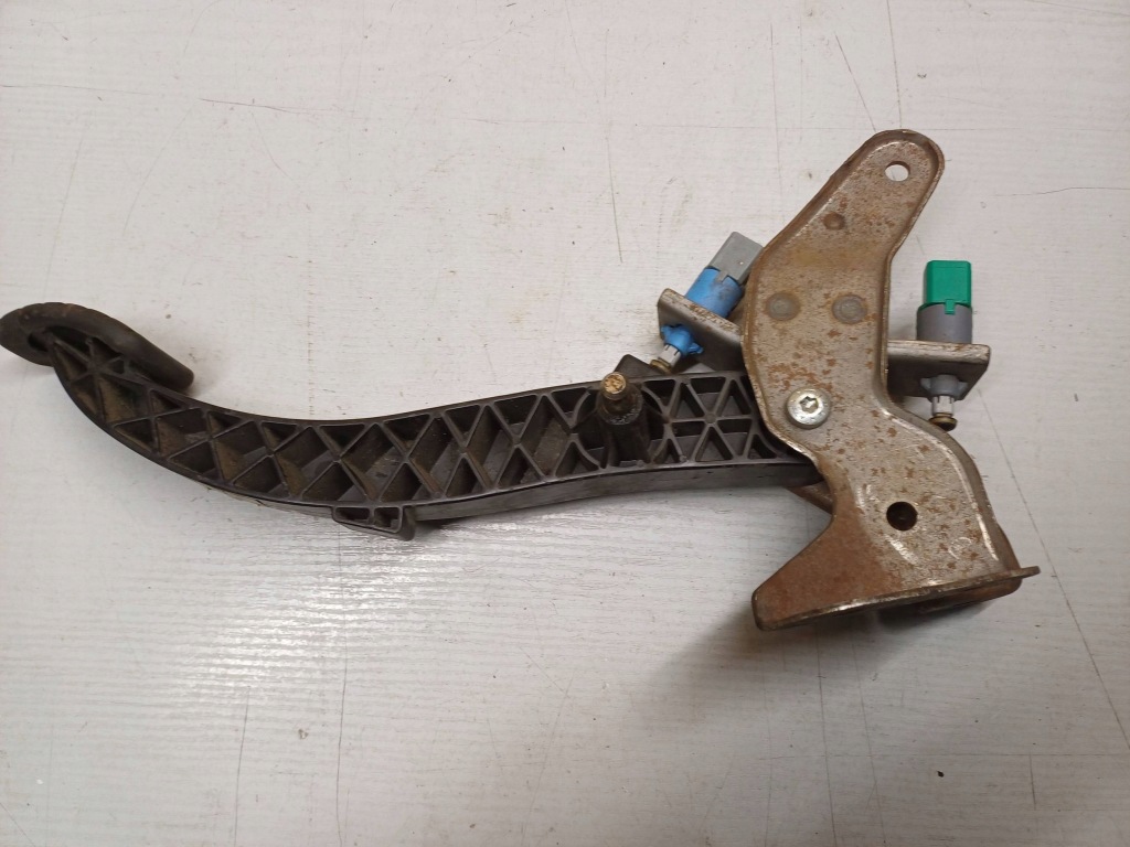 фото №3, Педаль сцепления renault megane ii 72547