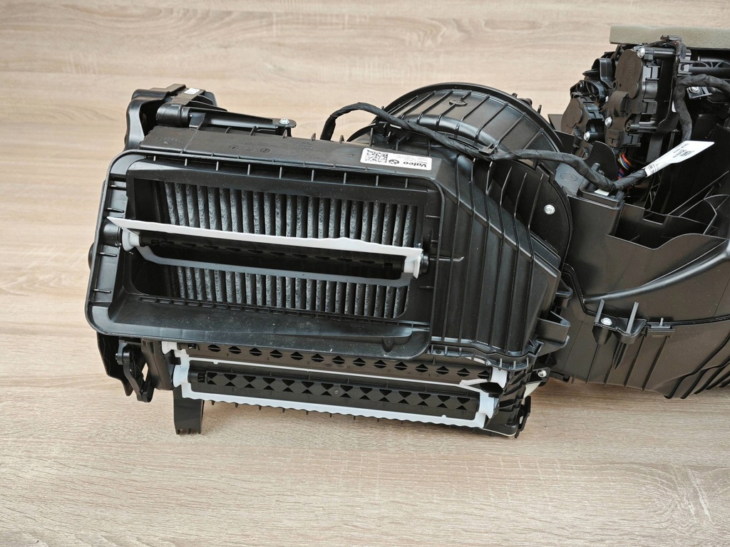 фото №9, Оригинальная отопитель воздуходувка обдув bmw g26 g20 6843809 21km