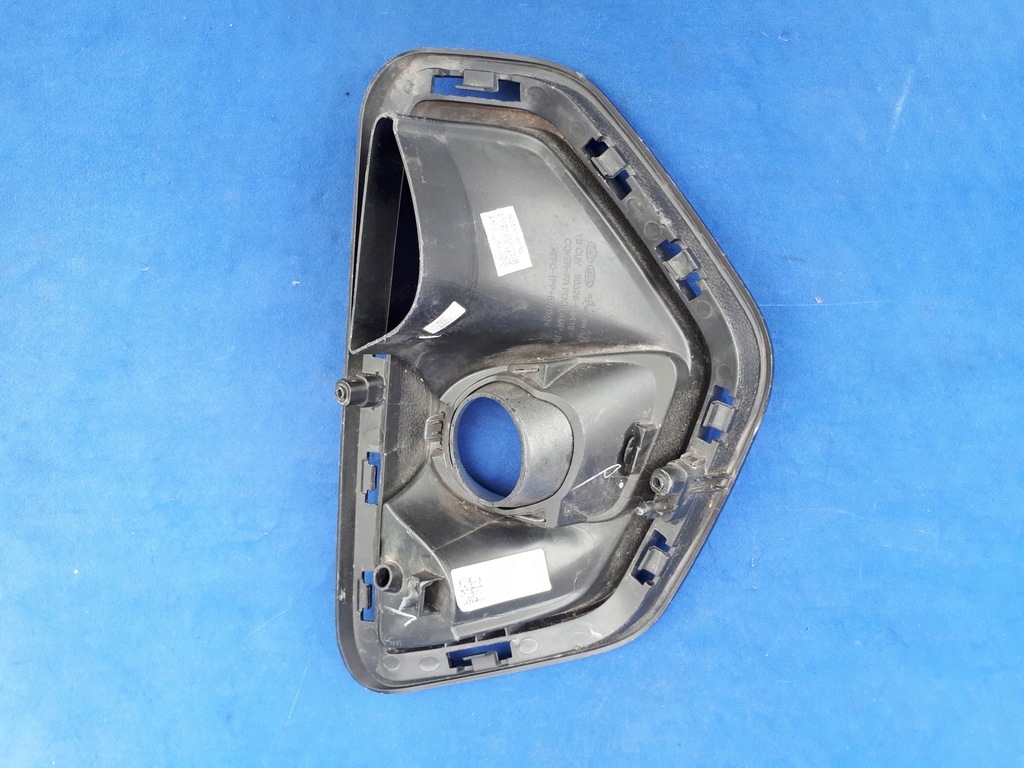 фото №6, Kia stonic 2017- 17- решётка рамка правая