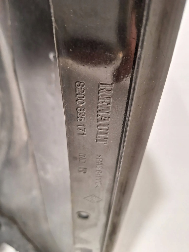 фото №8, Крила перед правий renault clio iii 05-12