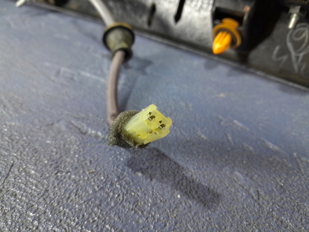 фото №14, Subaru xv спойлер кришки багажника 96031fj000 j20