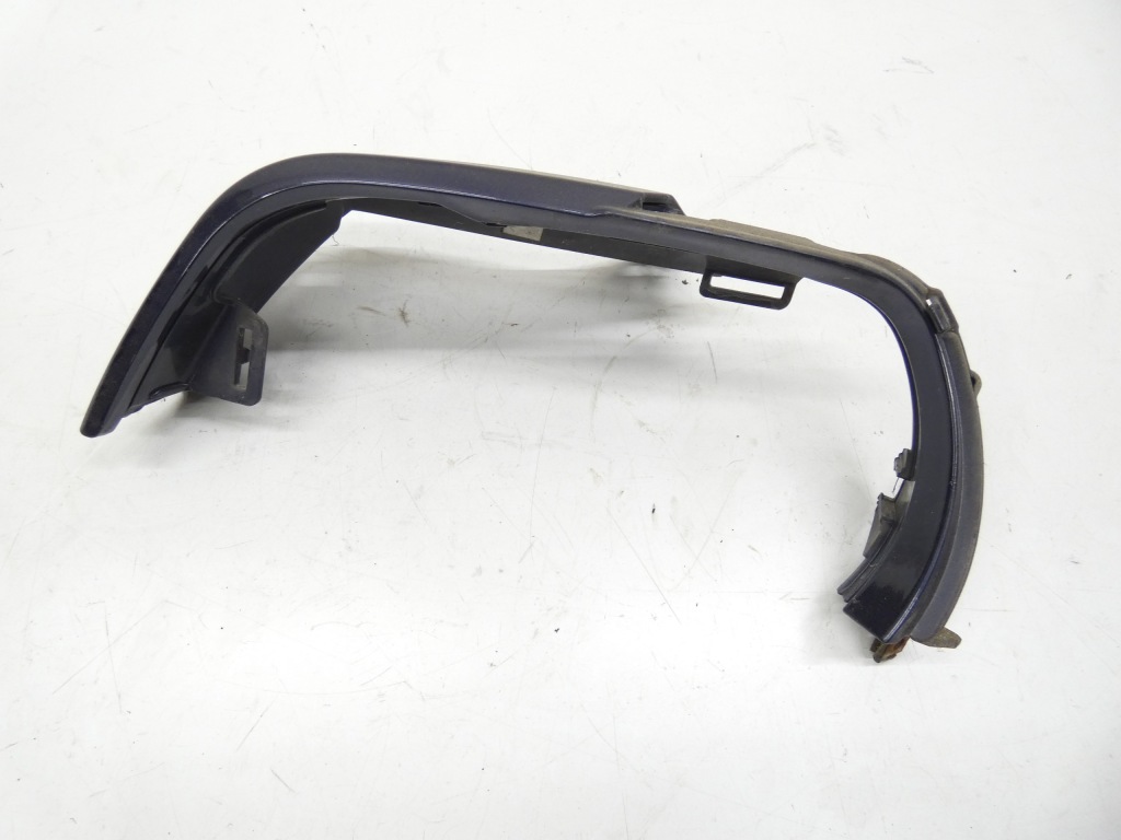 фото №1, Bmw z4 e85 молдинг захист накладка лампи правий задня