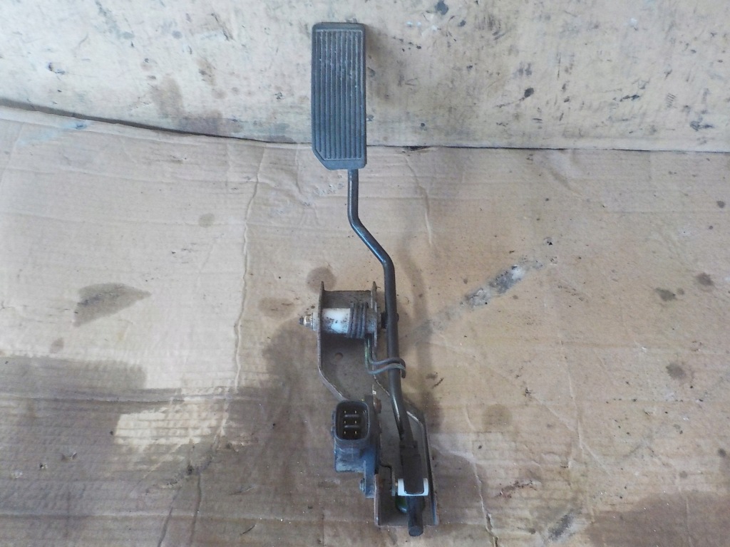 фото №1, Nissan xtrail 2.2d потенциометр газа 18919am810