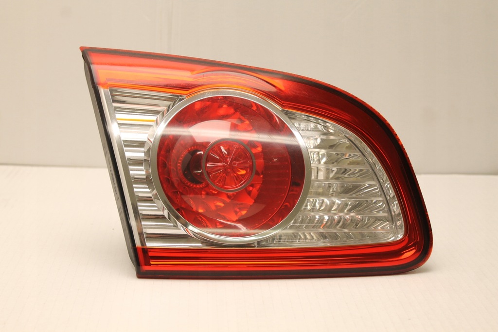 фото №1, Hyundai santa fe ii lift лампа левая задняя крышки
