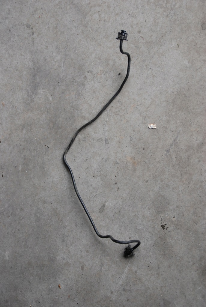 Купити Citroen ds4 1,6 thp трубка шланг води бачок