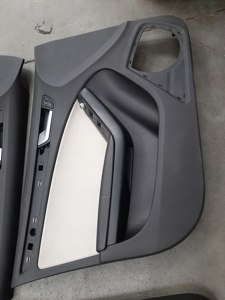 фото №10, Audi a4 s4 комплект обивка кожаных 8k1867106 8k2867105