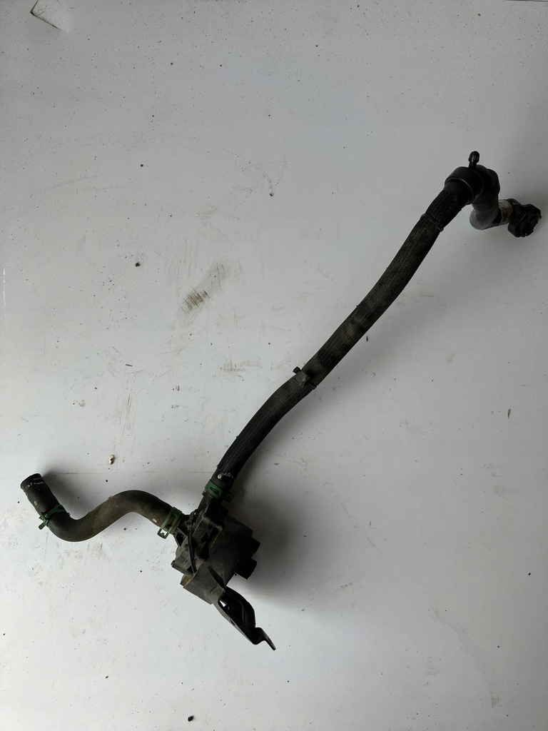 фото №1, Насос wody renault zoe 144b03731r