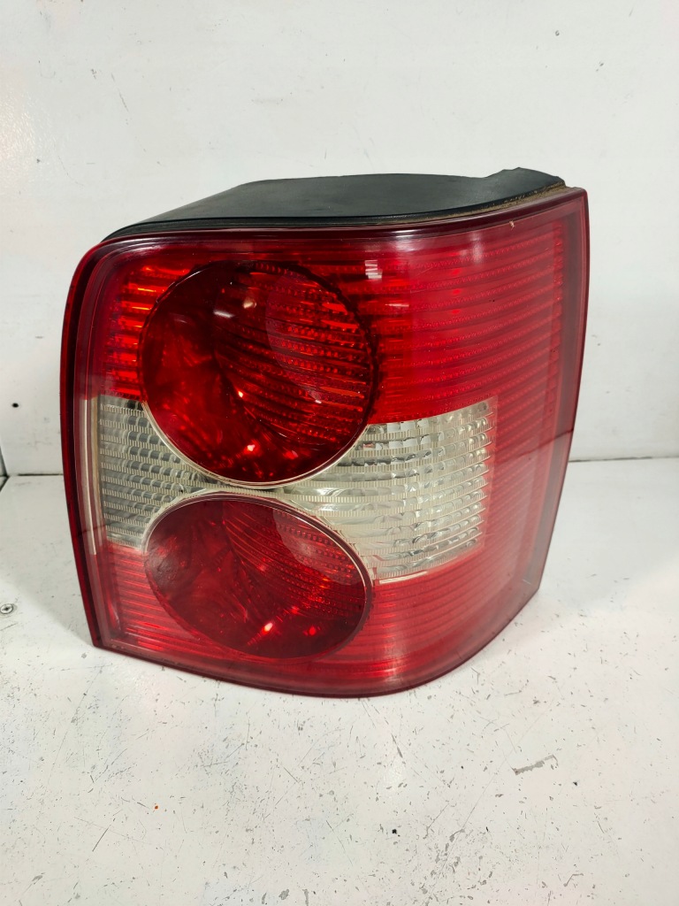 фото №1, Лампа правая задняя kombi vw passat b5 lift