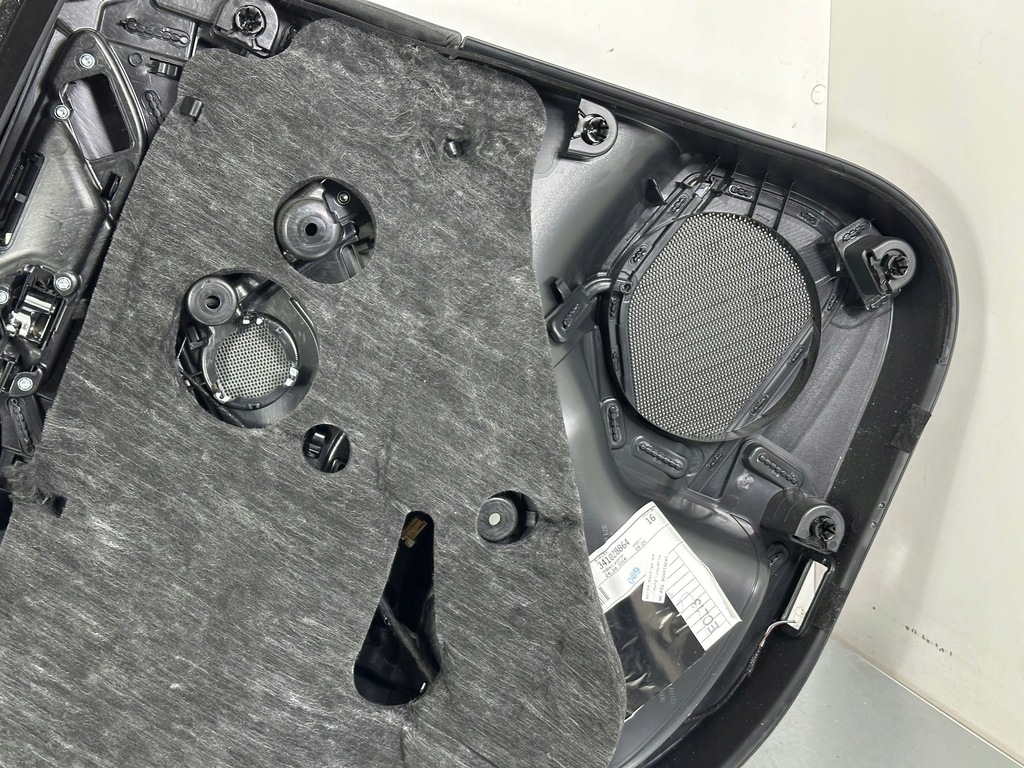 фото №9, Audi a3 s3 8v sline 2017 задняя сторона правая обшивки дверь 8v5867306