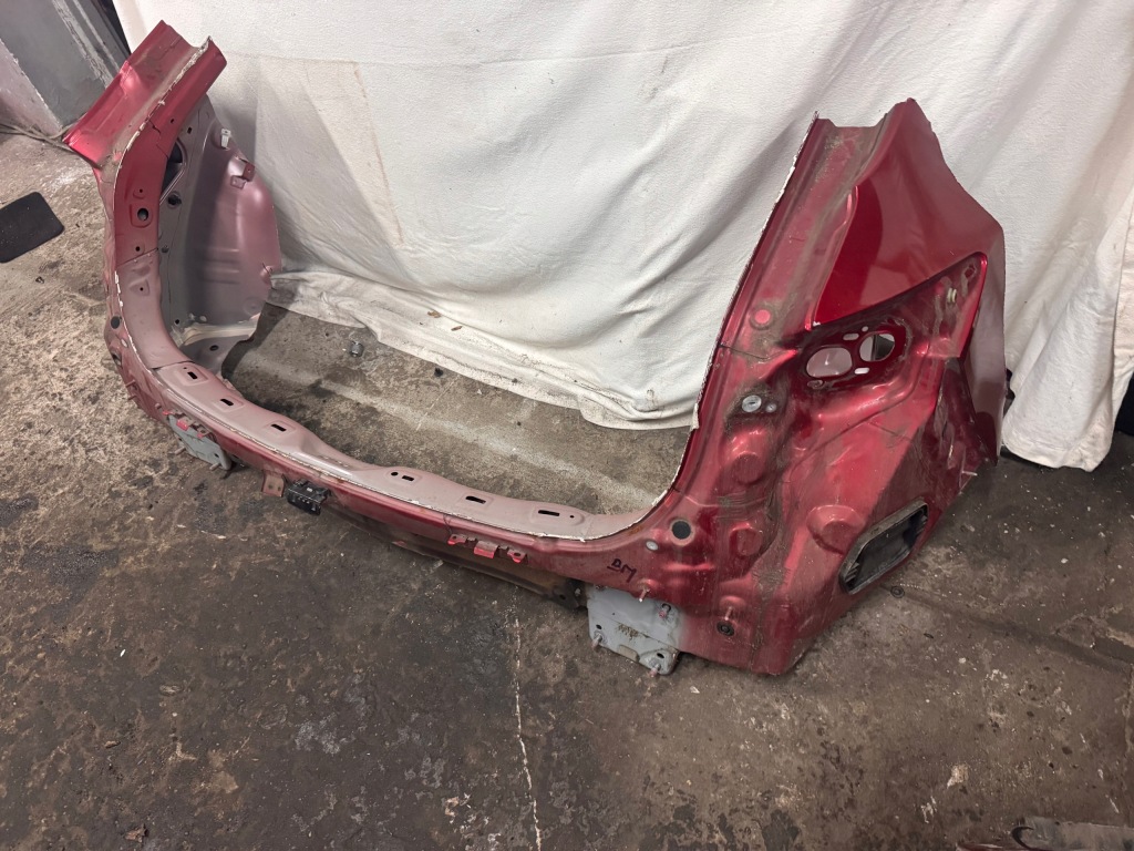 Купить Mazda3 bm 13-18 hb ремень задний