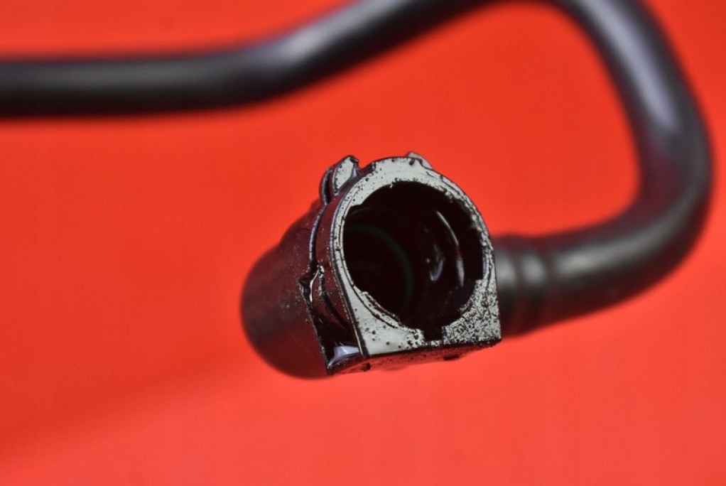 фото №7, Шланг трубка оливи коробки передач 7619743 bmw f10 f11 528i 2.0 245 km