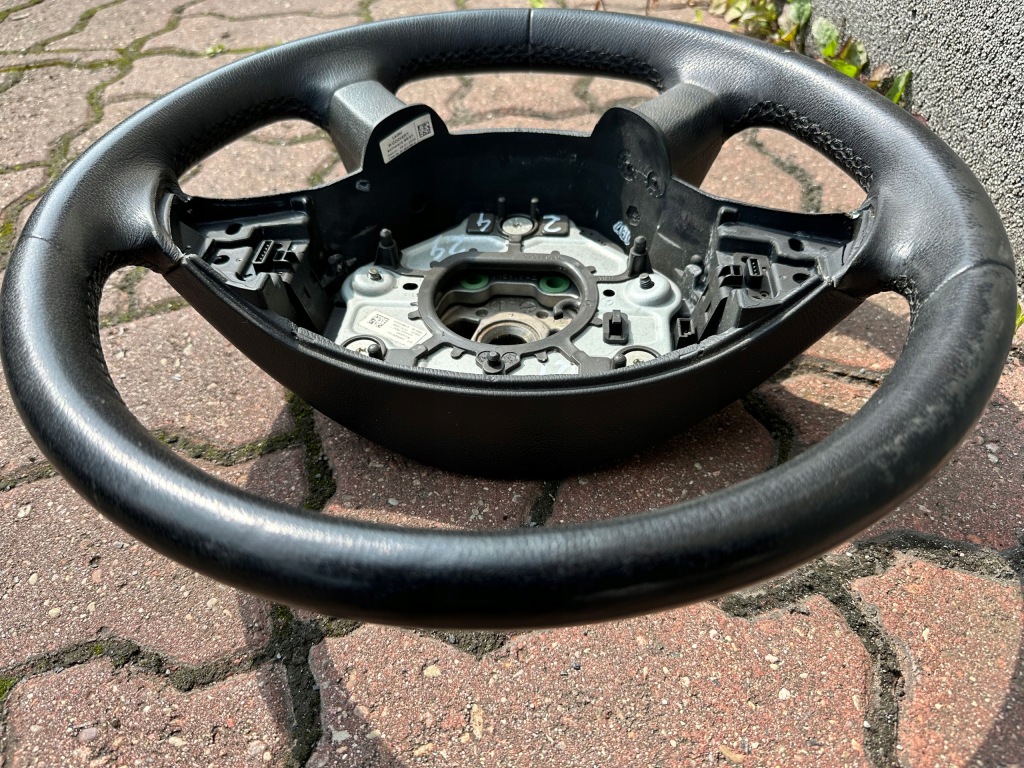 Купить Mercedes b klasa w245 руль кожаный оригинальная nieobszywana 24