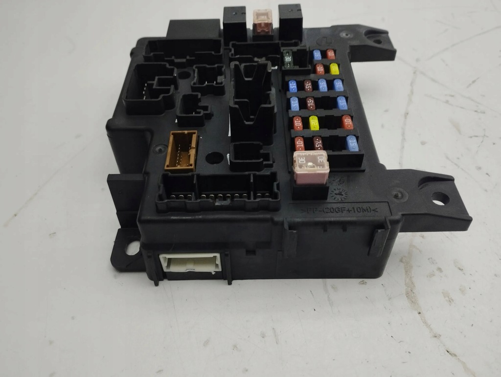 фото №7, Citroen c-crosser 2009 коробка предохранителей