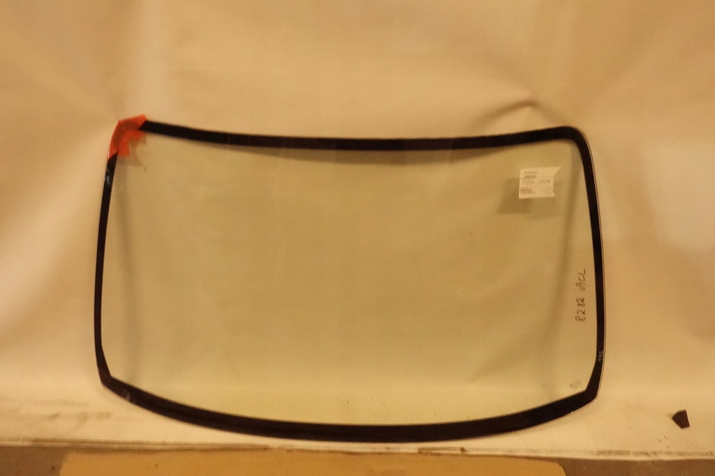 фото №1, Стекло задняя toyota carina e 92 98