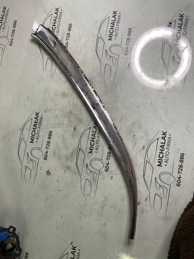 фото №1, Mercedes w123 молдинг хром