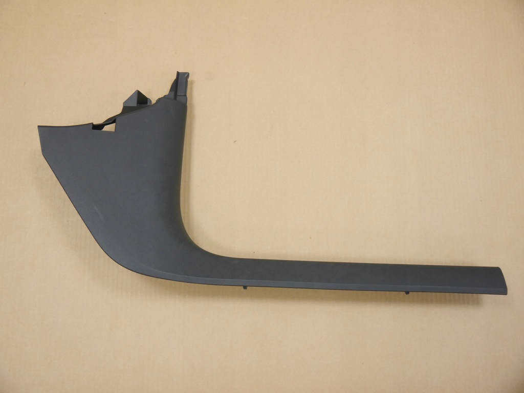 фото №1, Audi a3 8y защита стойка правая 8y1867272