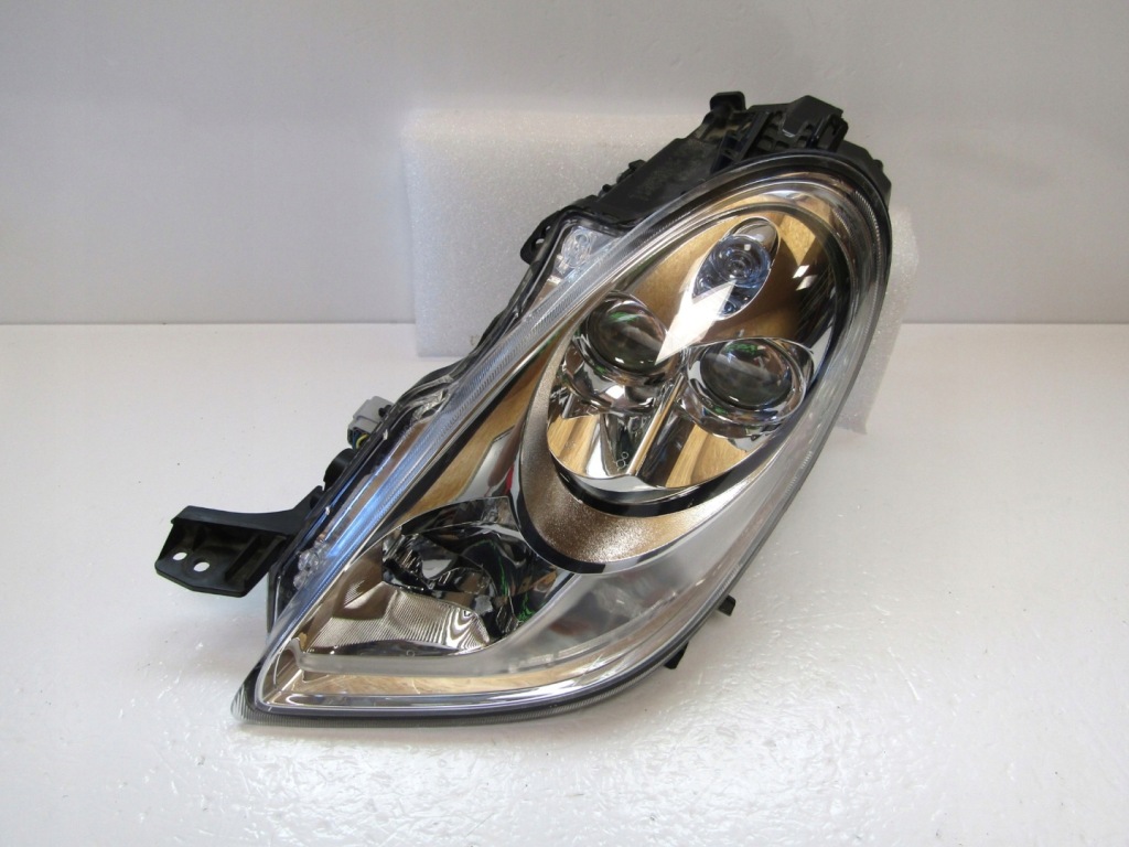 Купити Фара перед mitsubishi i-miev led 09- lh