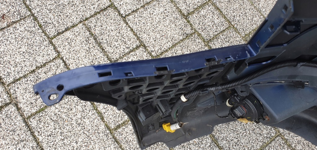 фото №10, Citroen c4 grand picasso 06- бампер перед c077