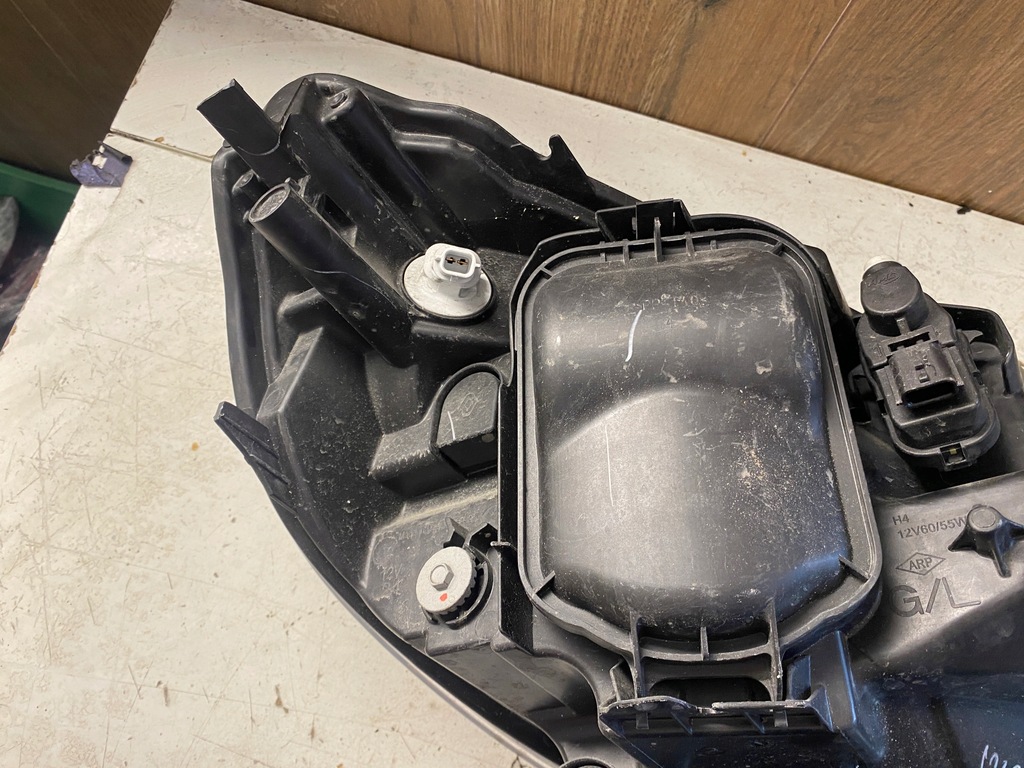 фото №8, Renault kangoo ii lift лампа левый перед 260607383r