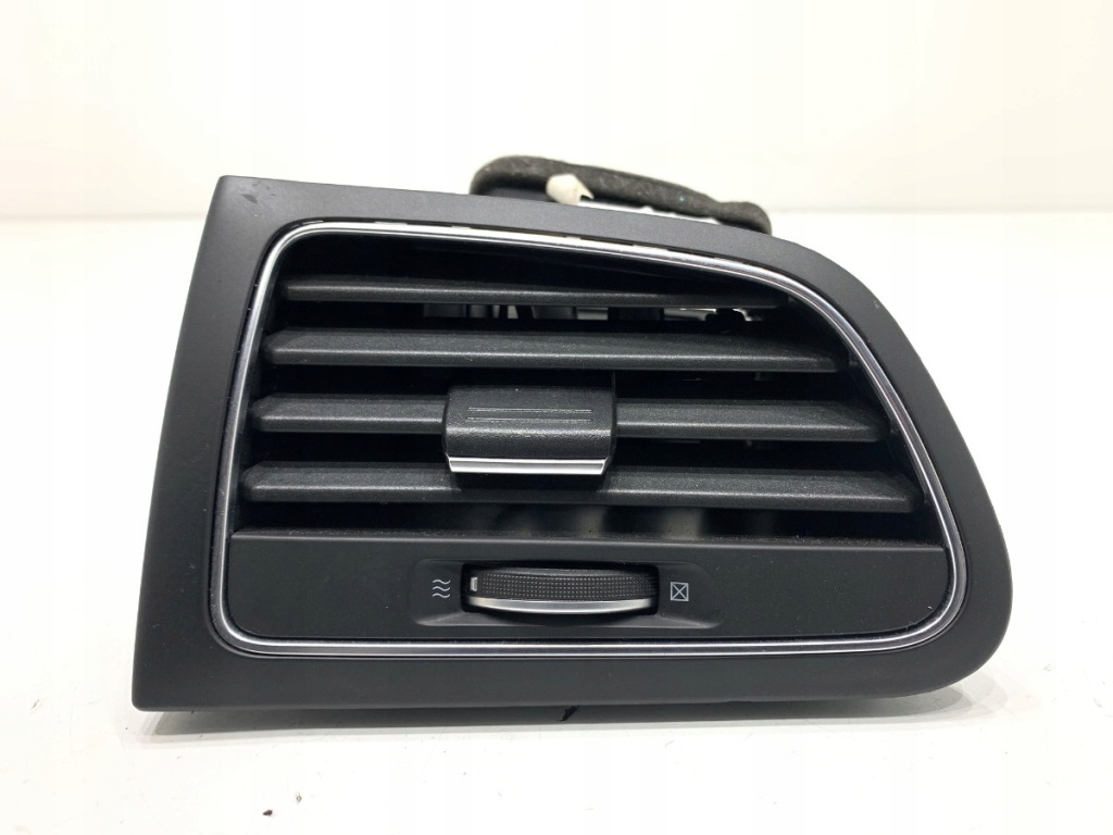 фото №1, Решётка обдув левый перед renault megane iv 687616296r хэтчбек